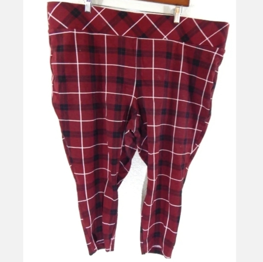Torrid Plaid Pixie Crop Pants Short Length - Picture 2 of 5